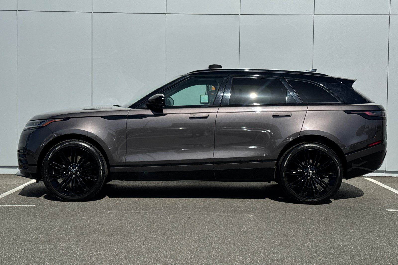 land rover range rover velar 2026 SALYL2FU5TA823126 image land rover range rover velar 2026 SALYL2FU5TA823126 image